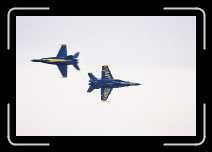 F-18 Hornet Blue Angels (3) 1050 * 1840 x 1232 * (299KB)